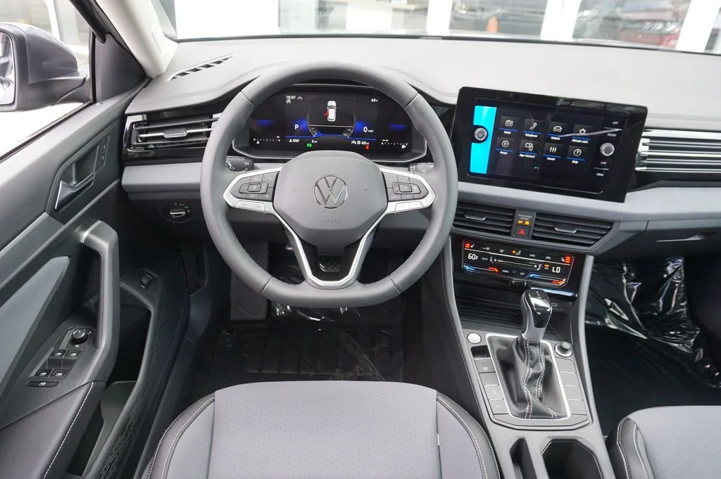 New 2026 Gray Volkswagen 1.5T SE image 11