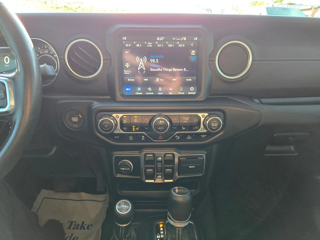 Used 2020 Beige Jeep Overland image 21