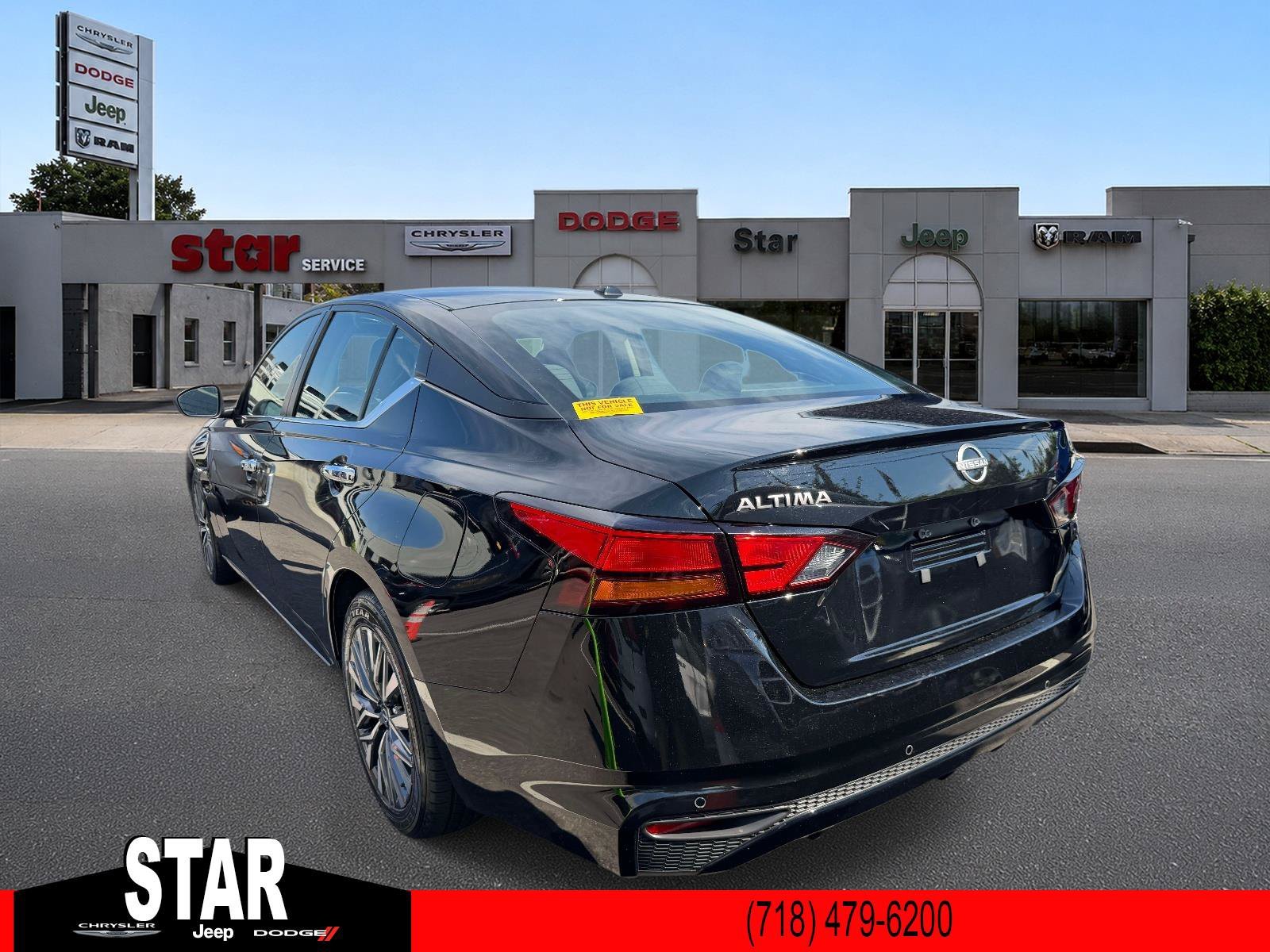 Used 2024 Super Black Nissan 2.5 SV image 4