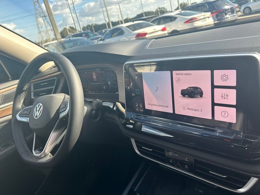 New 2026 Black Volkswagen SE w/Technology image 33