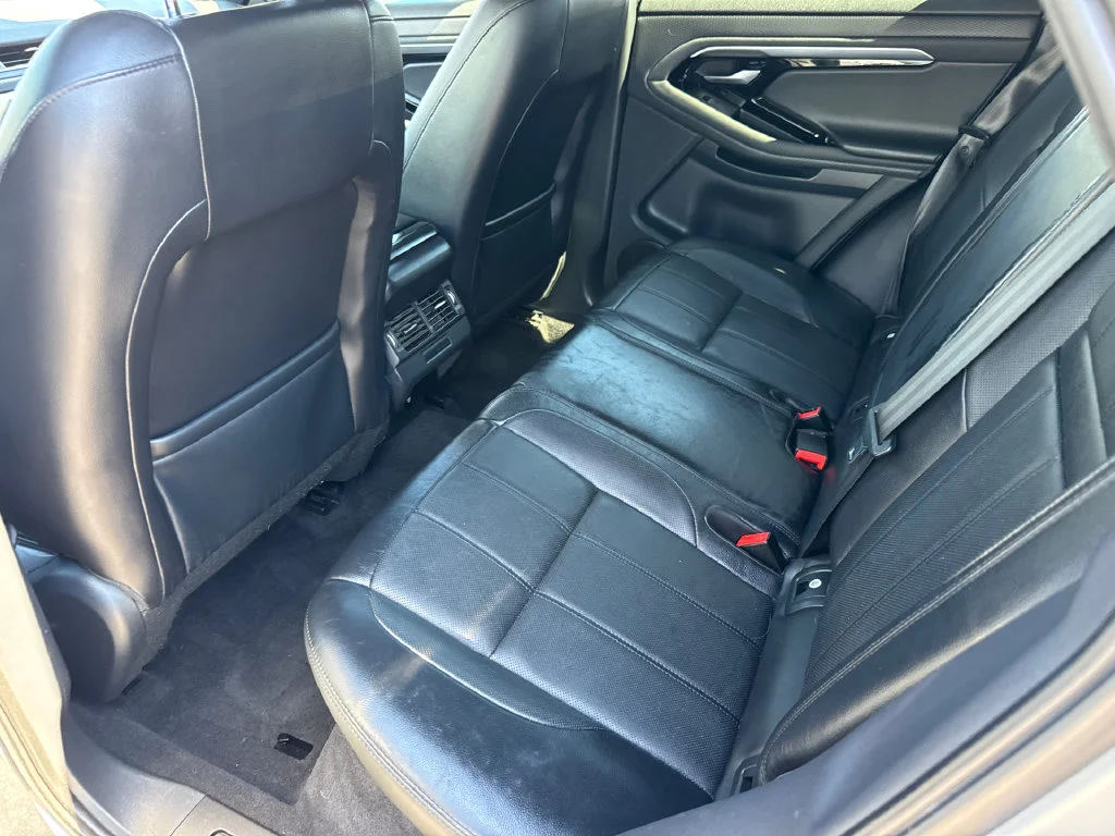 Used 2020 White Land Rover S image 18