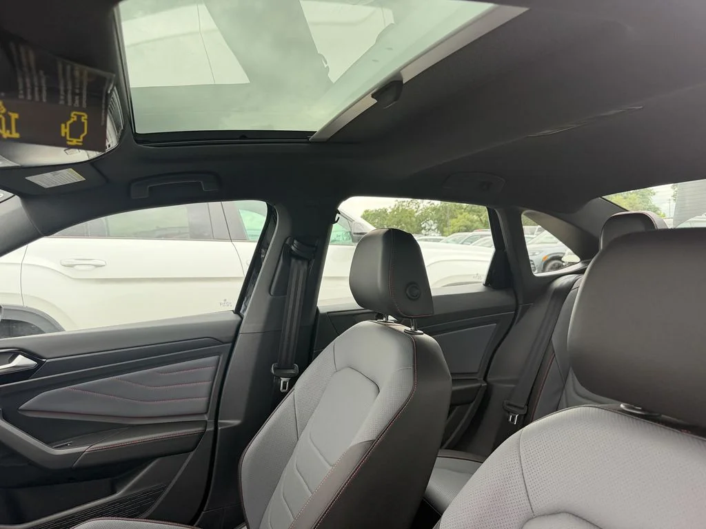 New 2026  Volkswagen 2.0T Autobahn image 23