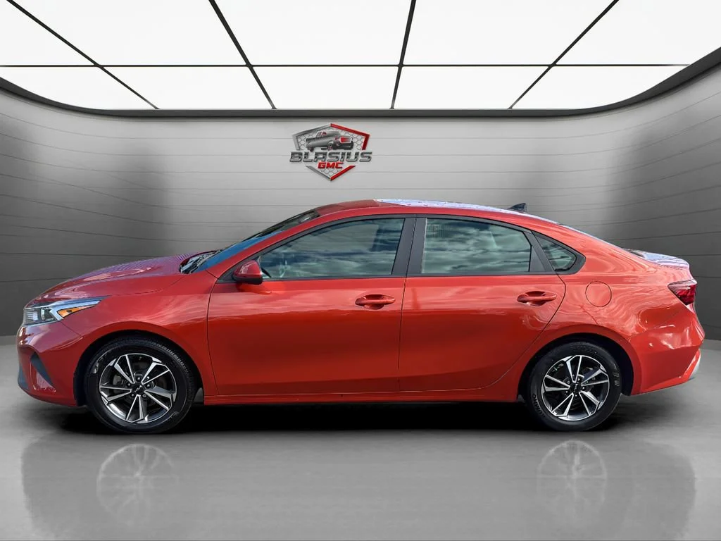 Used 2022 Kia FORTE LXS with VIN 3KPF24AD6NE495591 for sale in Branford, CT