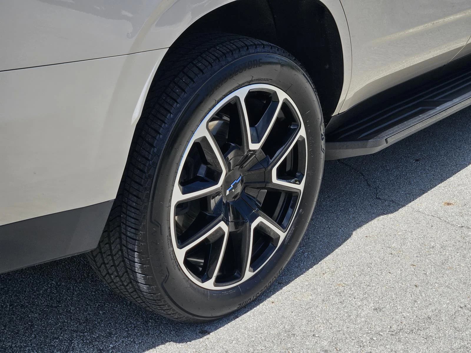 2023 Chevrolet Tahoe RST - Photo 8