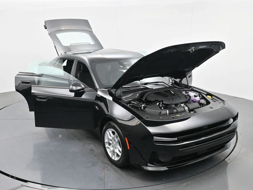 New 2026 Diamond Black Crystal Pearlcoat Dodge R/T image 44