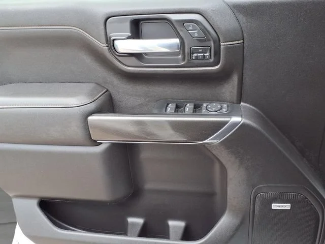 Used 2022 Summit White GMC AT4 image 15
