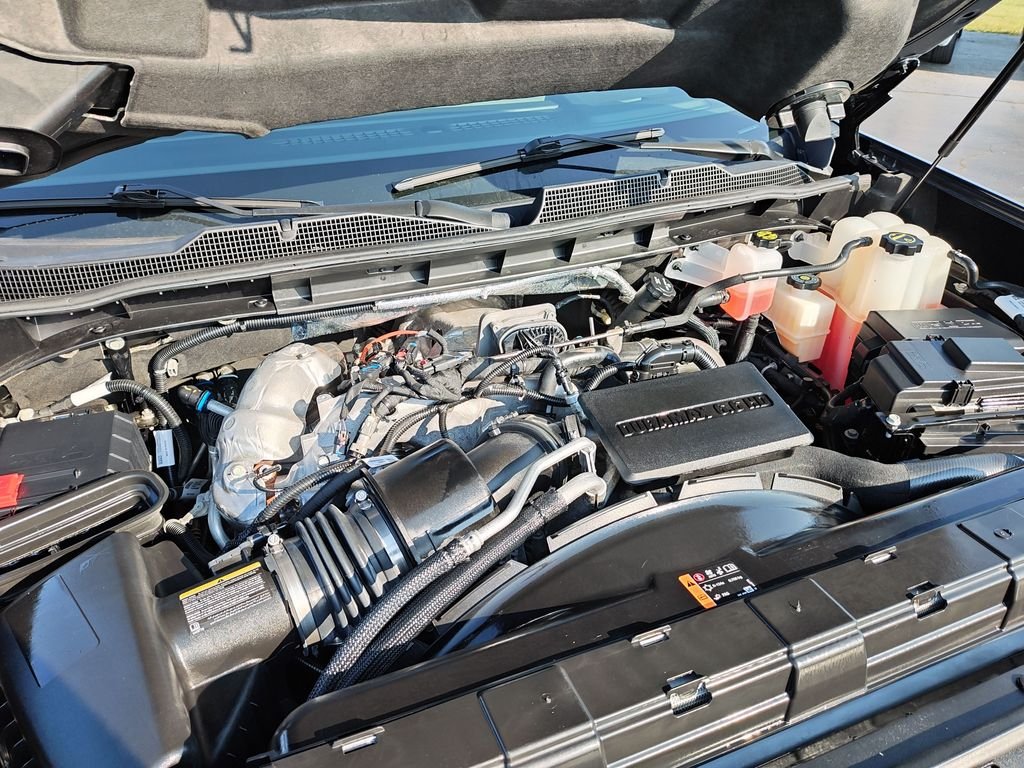 Used 2025 Black Chevrolet ZR2 image 25