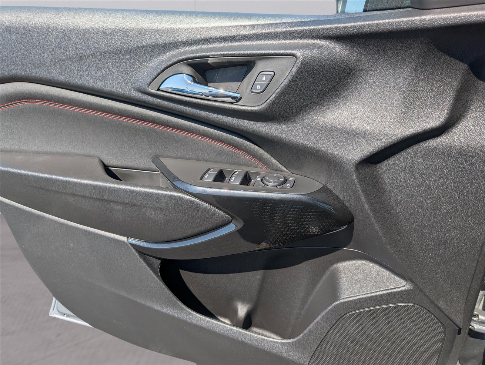 2026 Chevrolet Trax RS - Photo 12