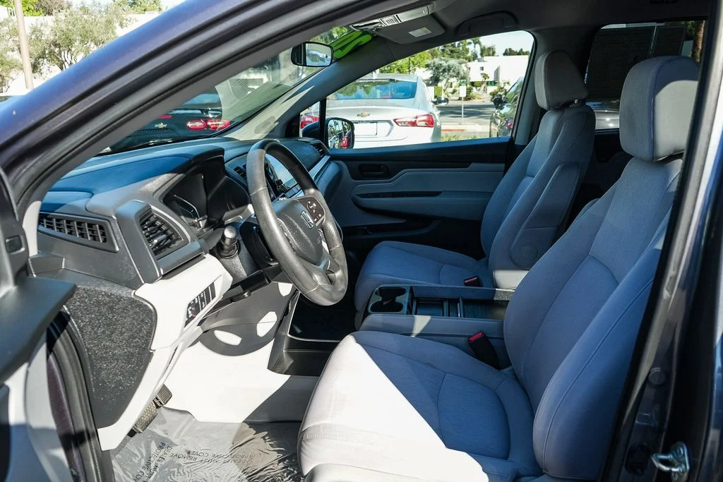 Used 2020  Honda EX image 16