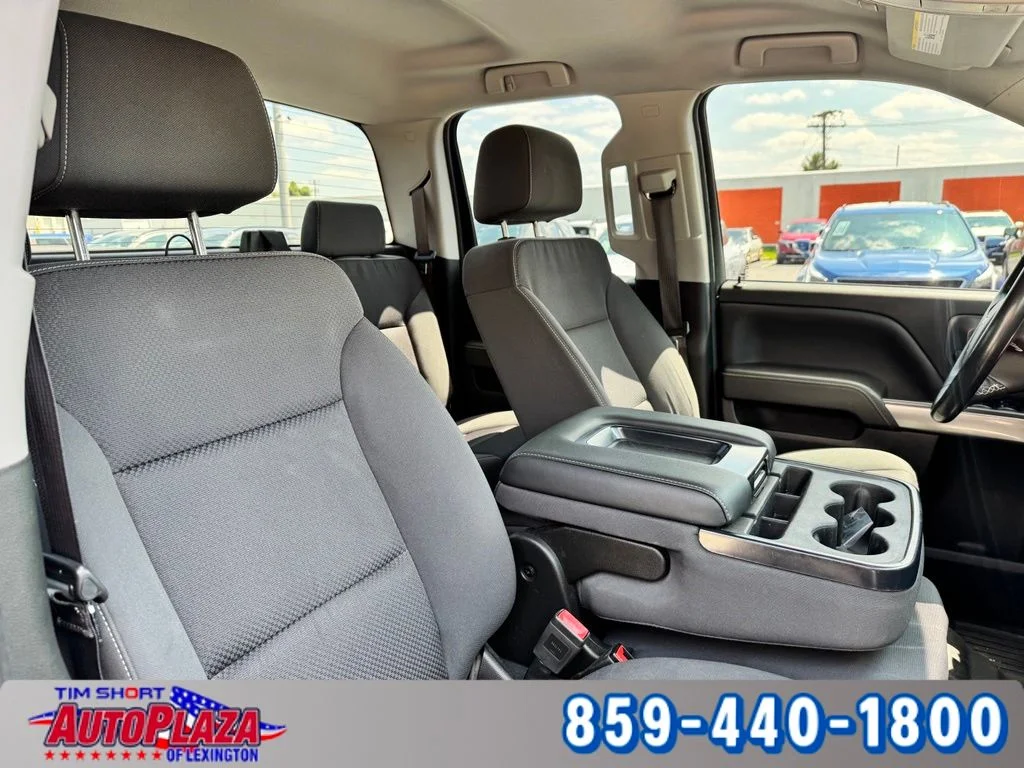 Used 2019 Red Chevrolet LT image 33