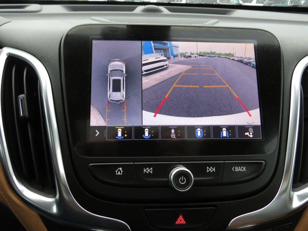 Used 2021 Pearl Chevrolet Premier image 29