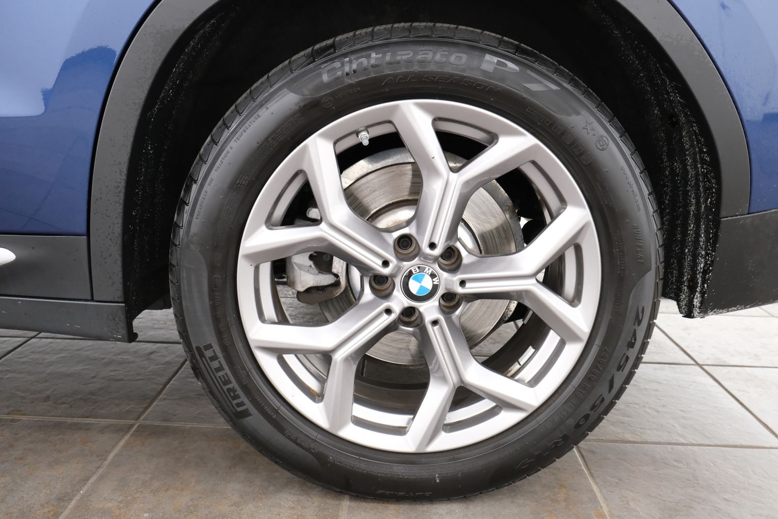 Used 2022 Phytonic Blue Metallic BMW xDrive30i image 36