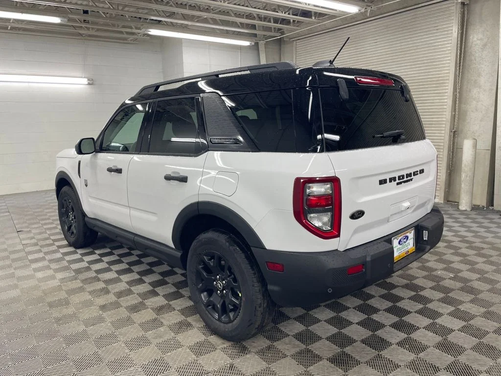 New 2025 White Ford Big Bend image 9