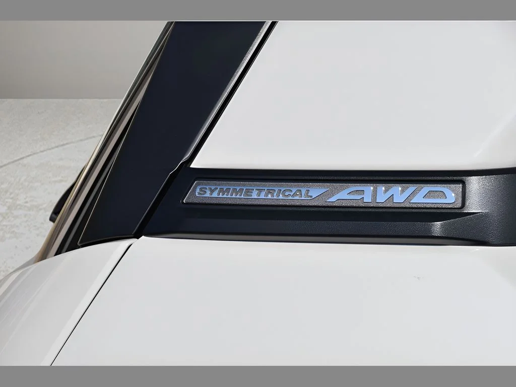 New 2026 CRYSTAL WHITE PEARL Subaru Standard Model image 24