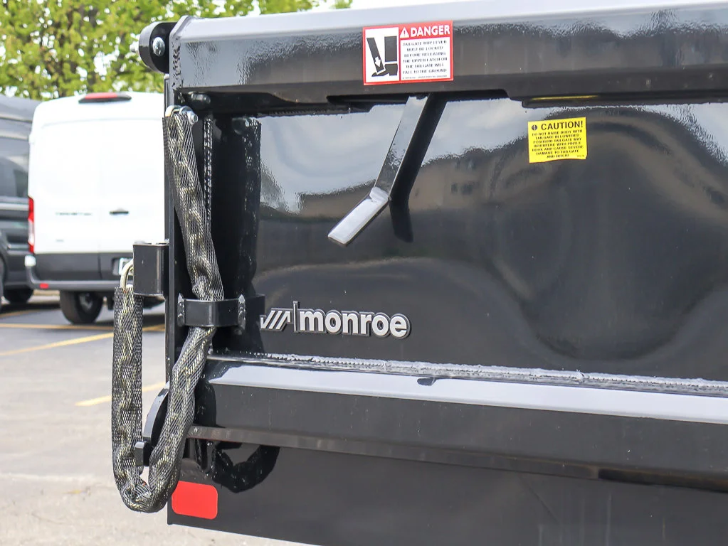 New 2026 Oxford White Ford 11' Dump Body image 7
