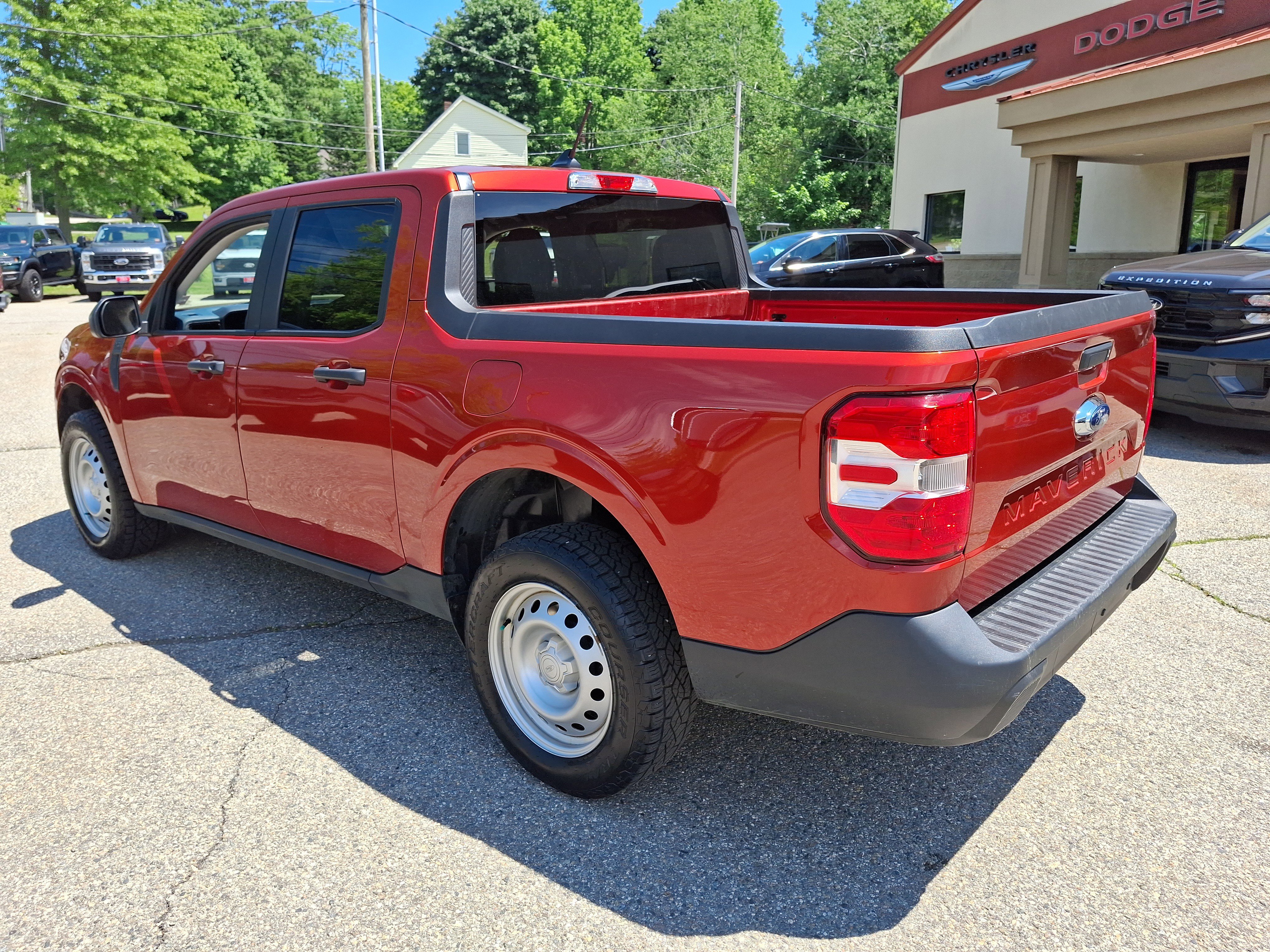 Used 2024 Red Ford XL image 5