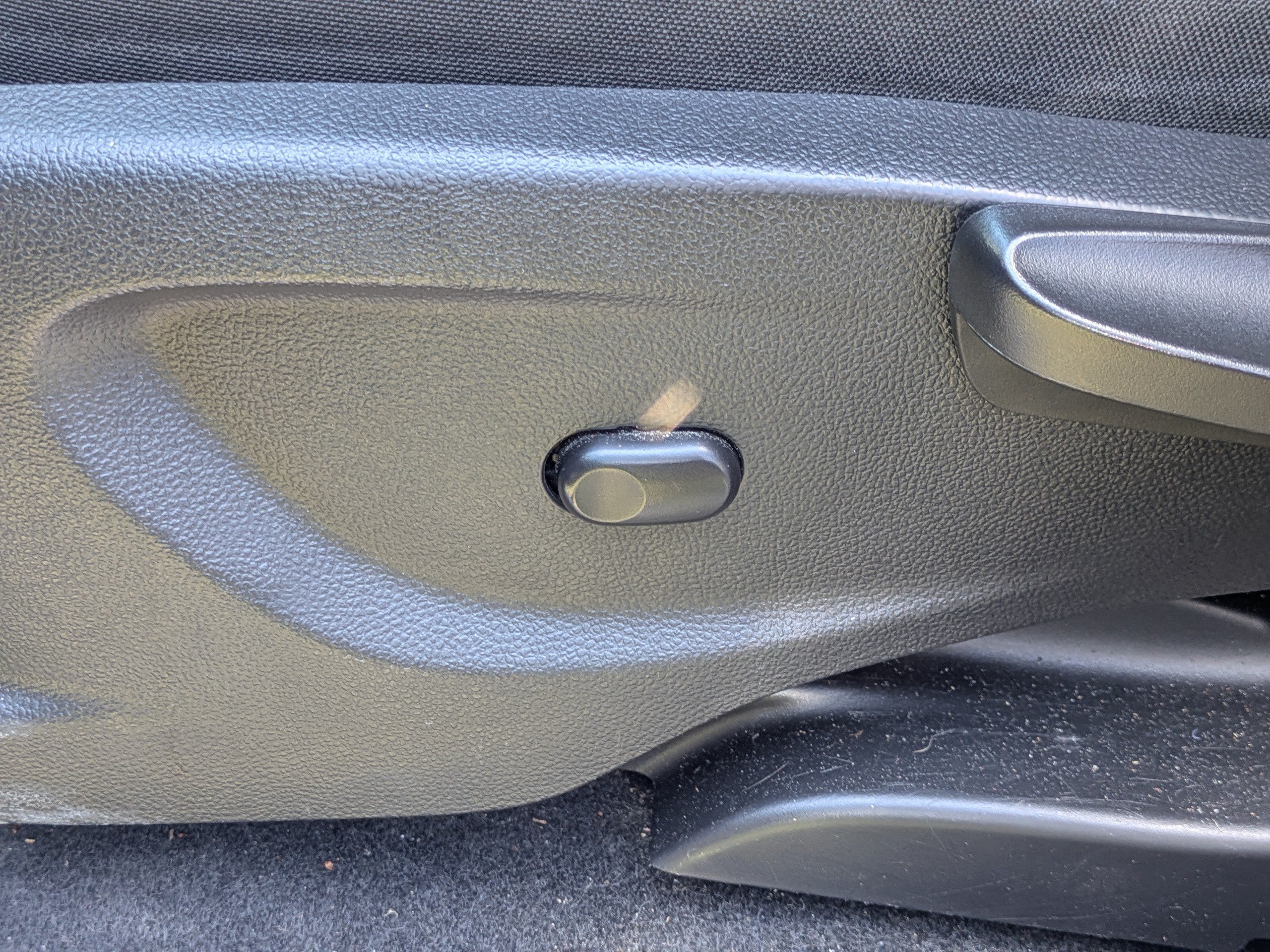 Used 2016 Brilliant Blue Metallic Chevrolet LS image 16