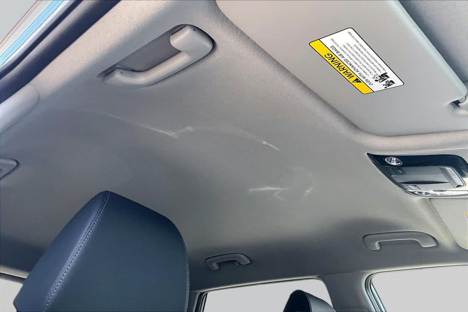 Used 2026 Pluton Blue/Black Roof Kia S image 13