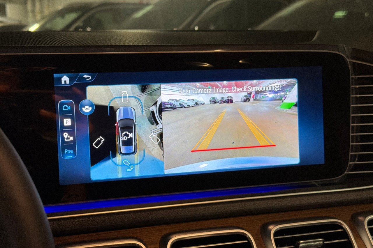 New 2026 Cirrus Silver Metallic Mercedes-Benz GLE 580 4MATIC® SUV image 19