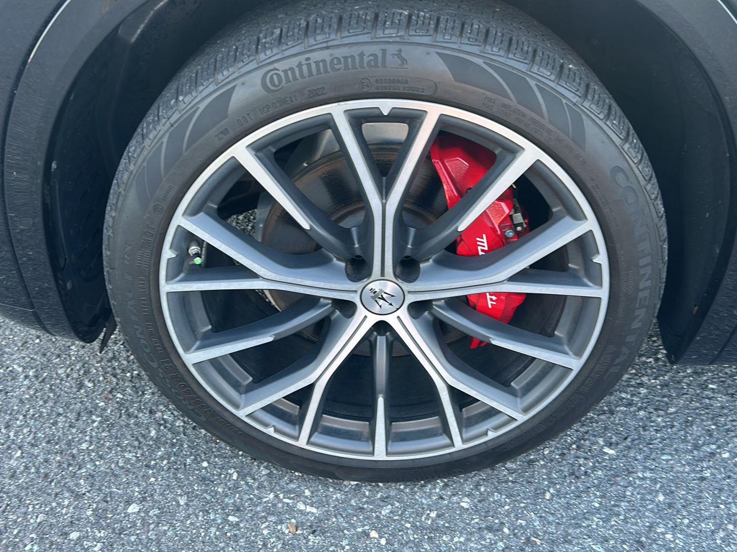 Used 2023 Nero Tempesta Metallic Maserati Modena image 9