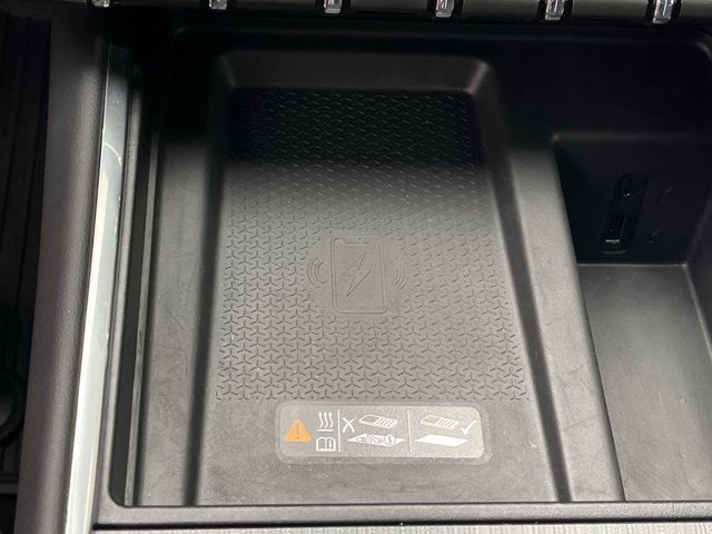 Used 2026 Summit White GMC AWD Elevation image 28