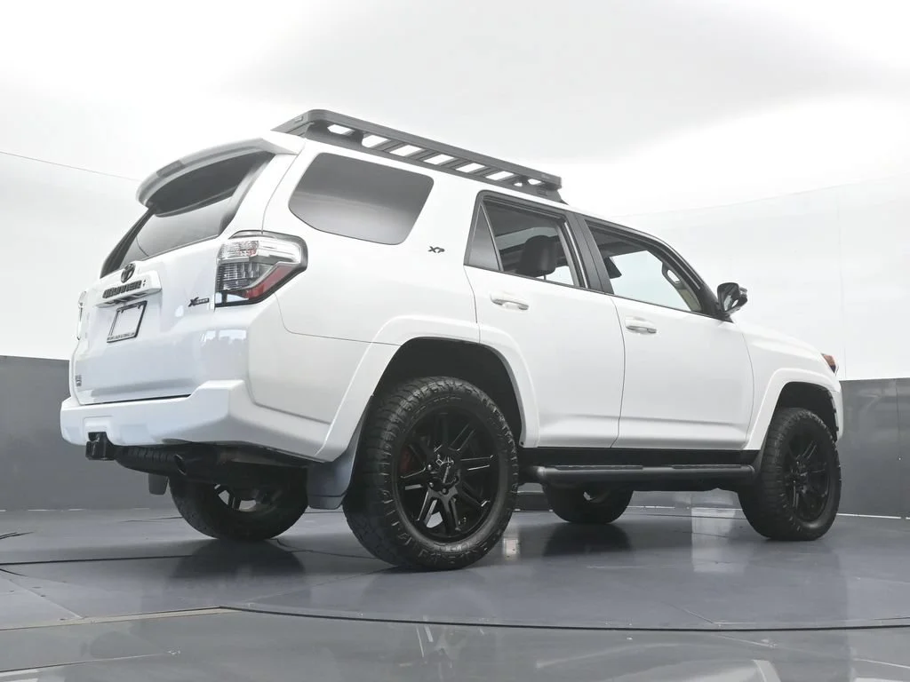Used 2024 Ice Toyota SR5 Premium image 60