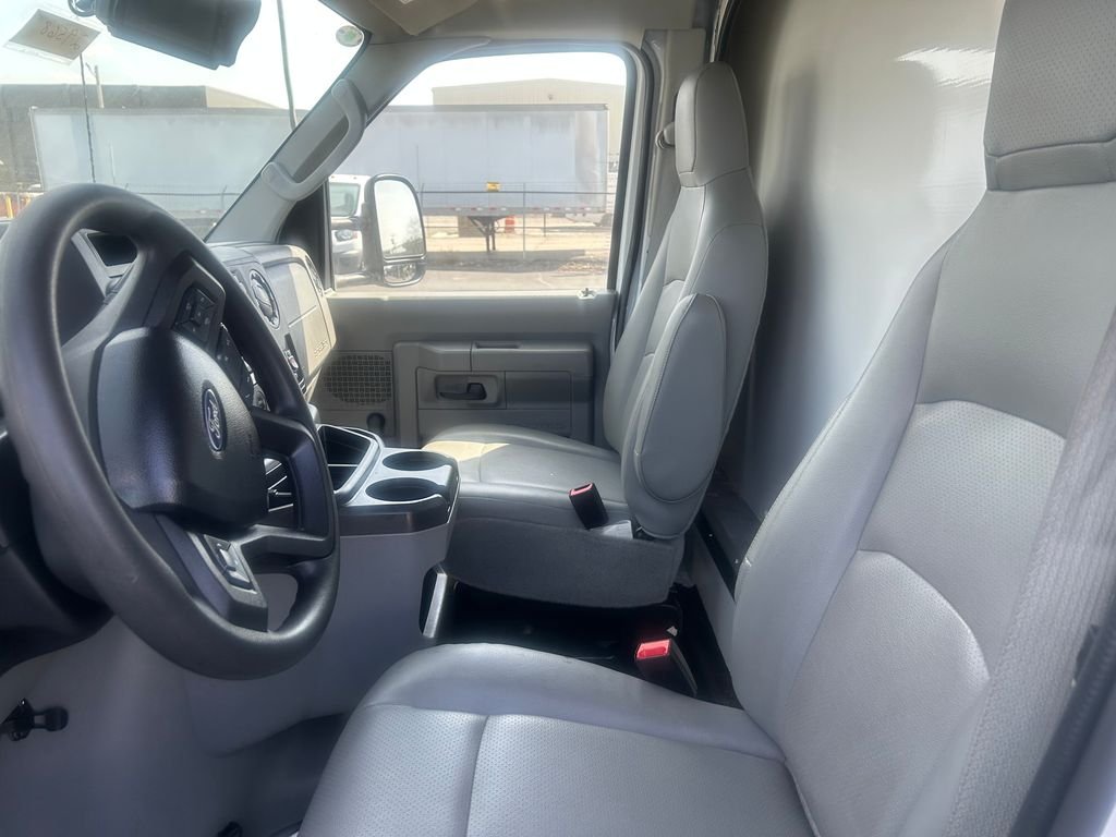 Used 2024 White Ford Base image 6