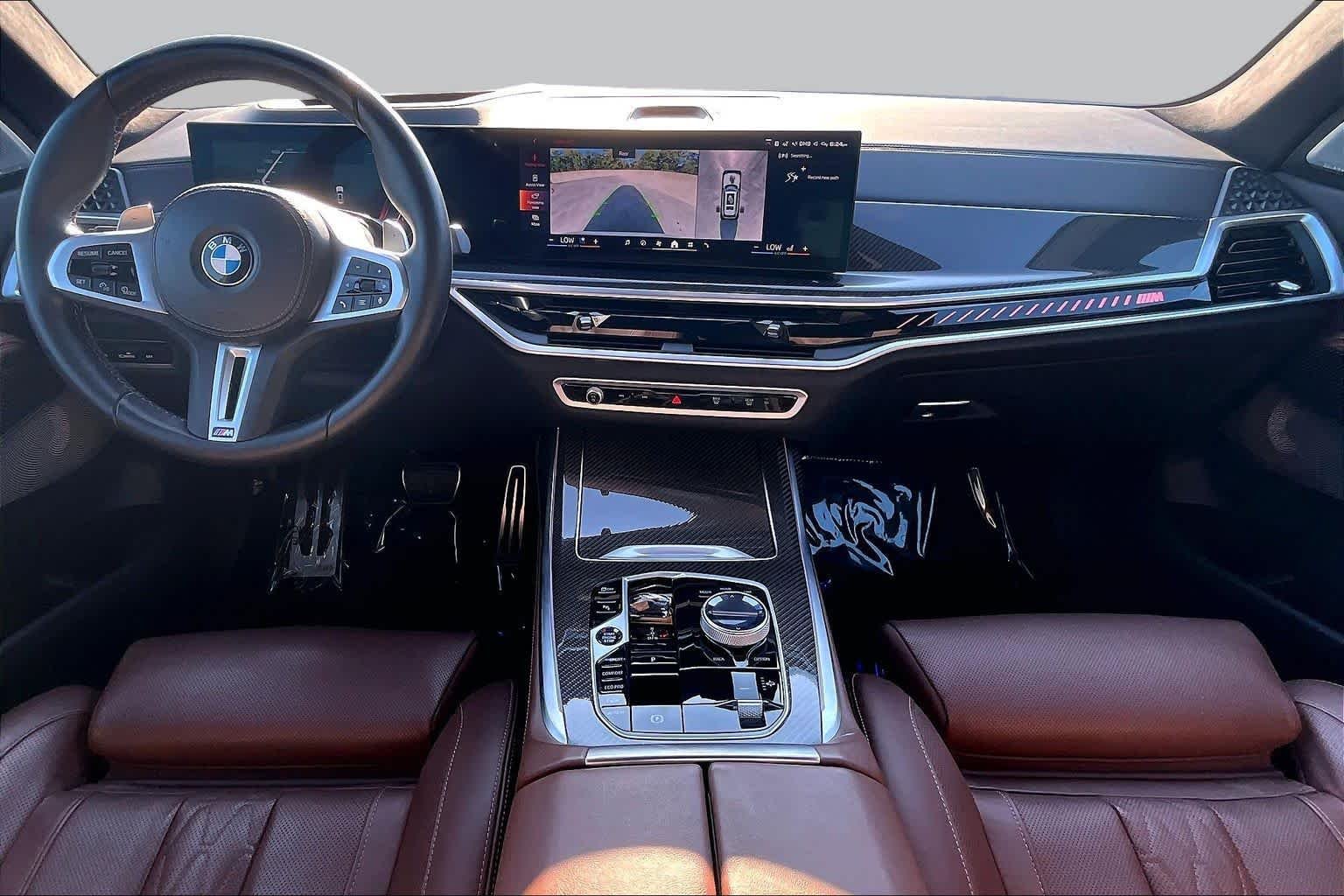 Used 2025 Mineral White Metallic BMW M60i image 16