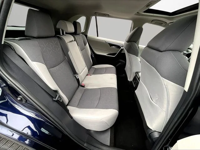 Used 2020 Blue Toyota XLE image 30