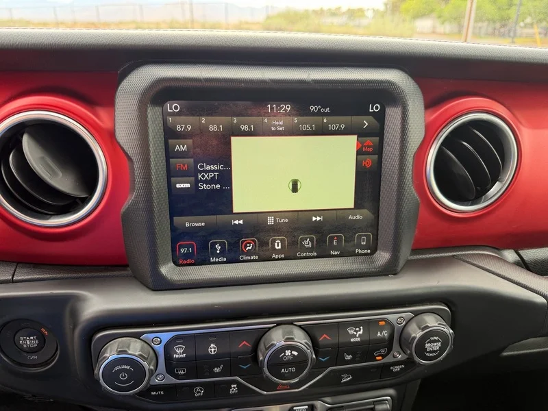 Used 2019 Bright White Clea Jeep Rubicon image 10