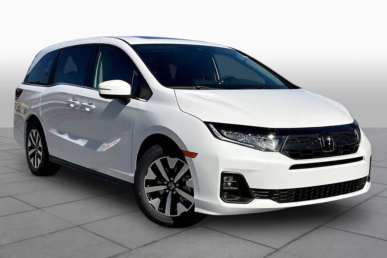 New 2027 Platinum White Pearl Honda EX-L image 2