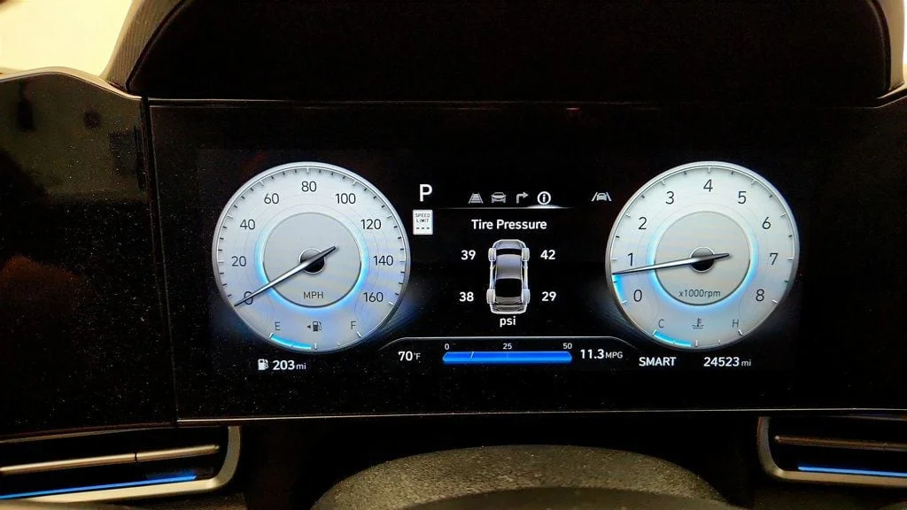 Used 2024 Abyss Black Hyundai SEL IVT image 14