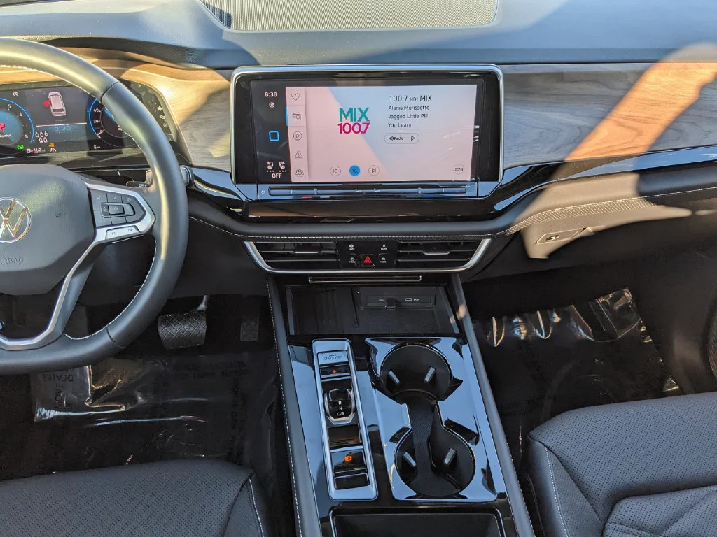 2026 Volkswagen Atlas SE w/Tech - Photo 15