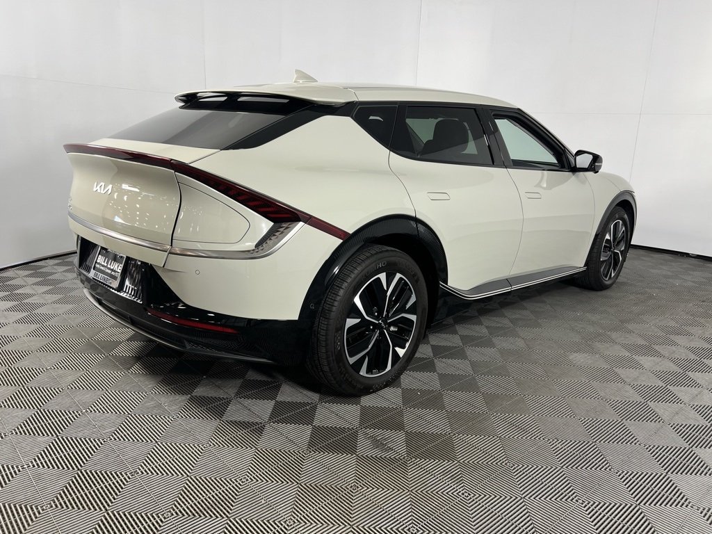 2024 Kia EV6 Wind photo 3
