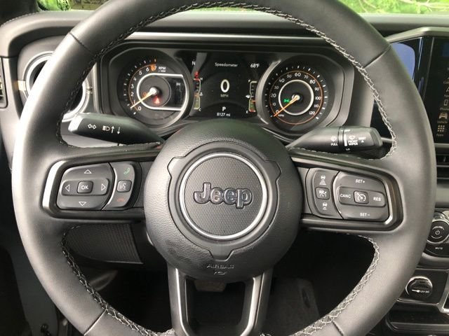 Used 2025 Gray Jeep High Tide image 35