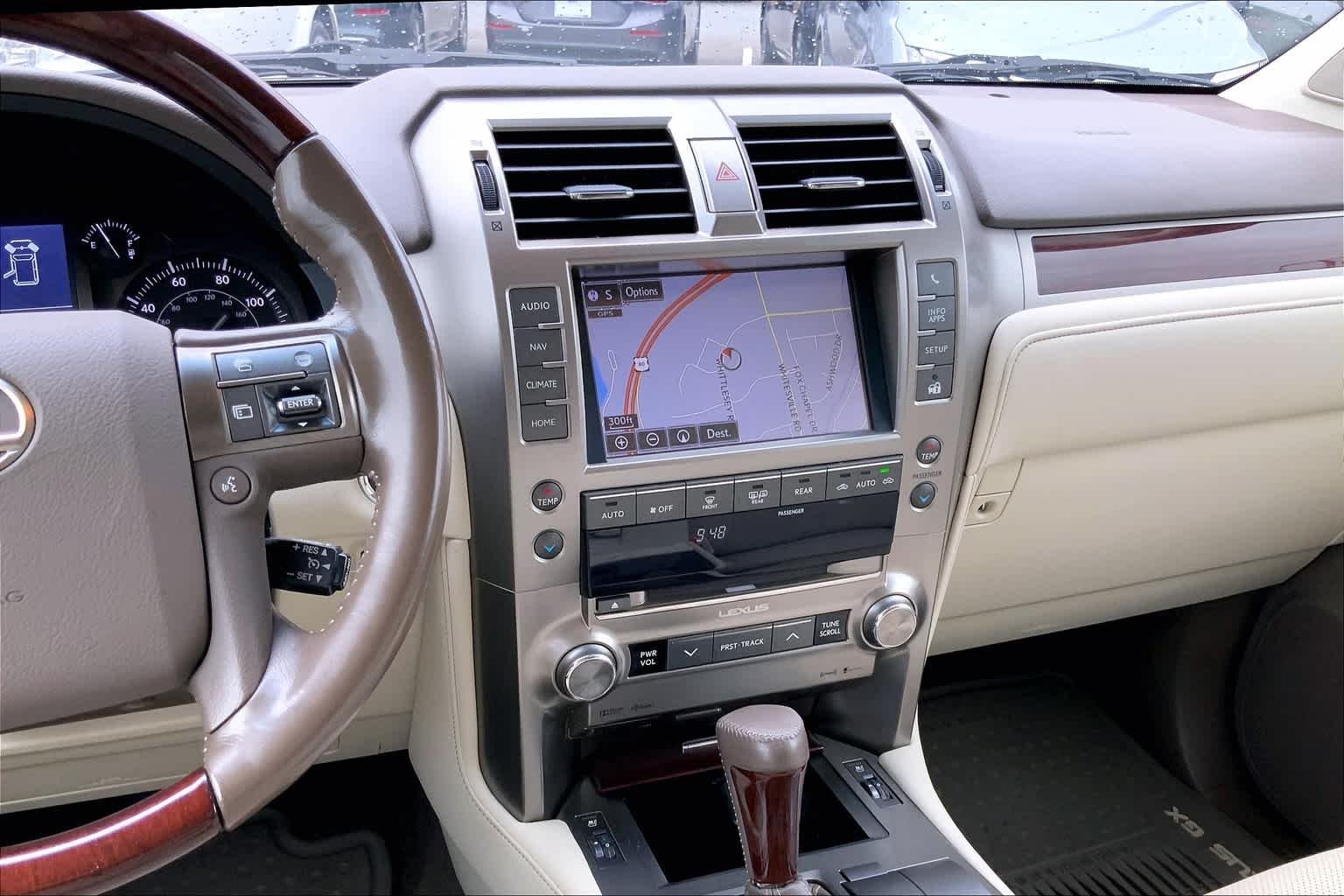 Used 2016 Claret Mica Lexus  image 6