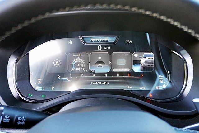 New 2026 Diamond Black Crystal Pearl-Coat Exterior Paint RAM RHO image 40