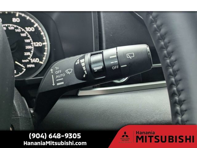 Used 2024 Silver Mitsubishi SE image 29