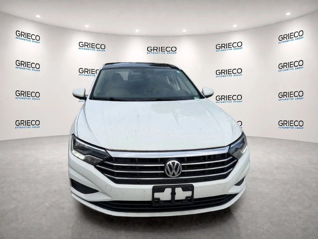 Used 2019 Pure White Volkswagen 1.4T SE image 2