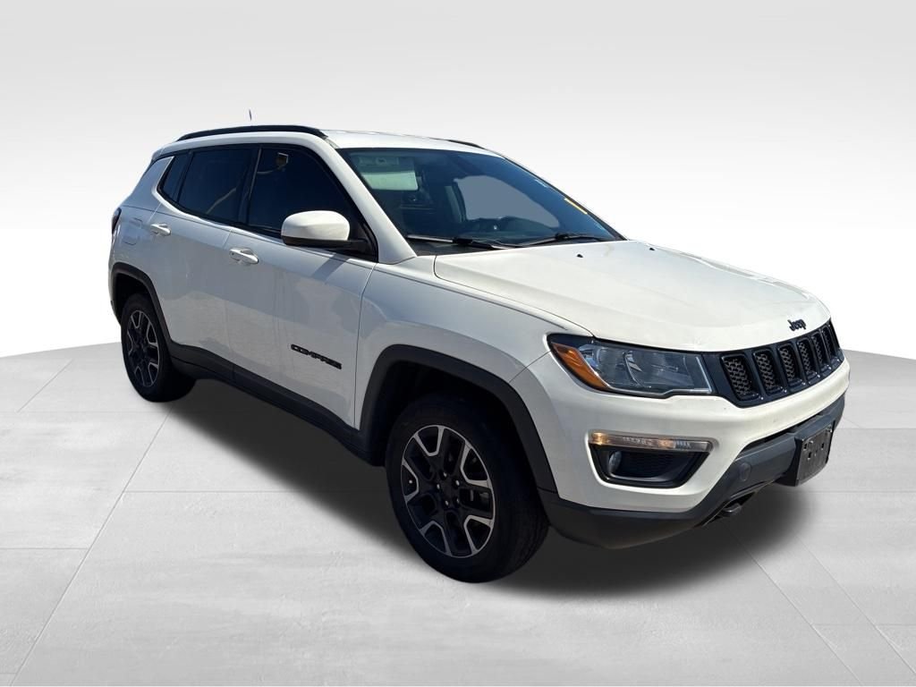 Used 2019 White Jeep Sport image 8