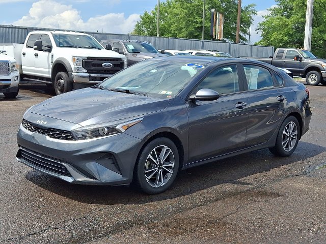 Certified Used 2022 Gravity Gray Kia LXS image 3