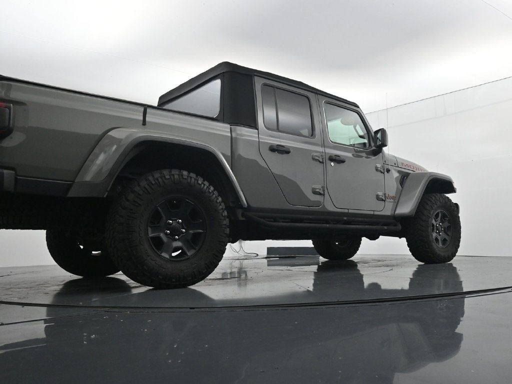 Used 2021 Gray Jeep Mojave image 37