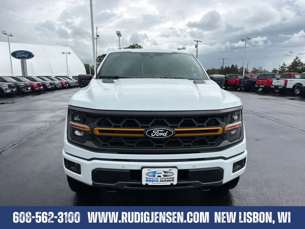 New 2026 Oxford White Ford Tremor® image 8
