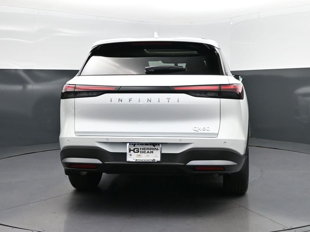 Certified Used 2026 White INFINITI PURE image 6