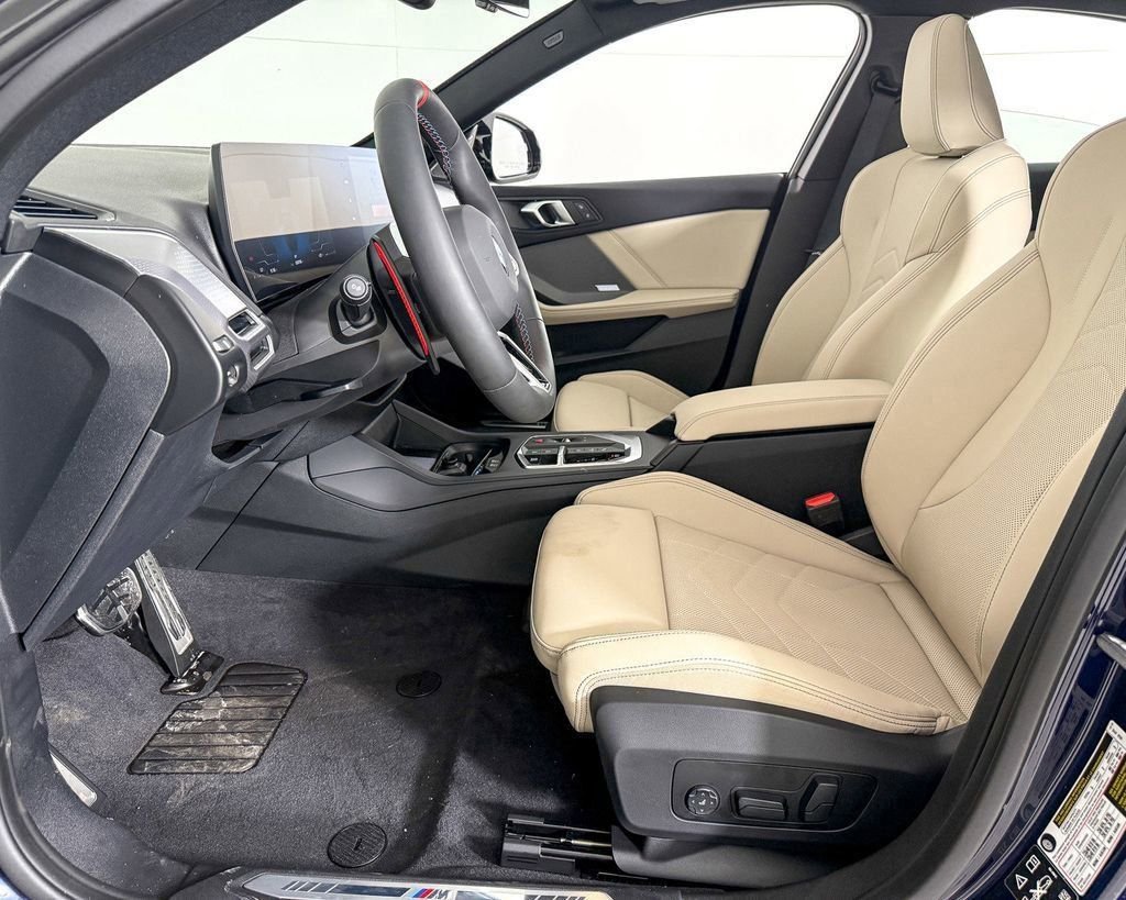 2025 BMW 2 Series M235 - Photo 32