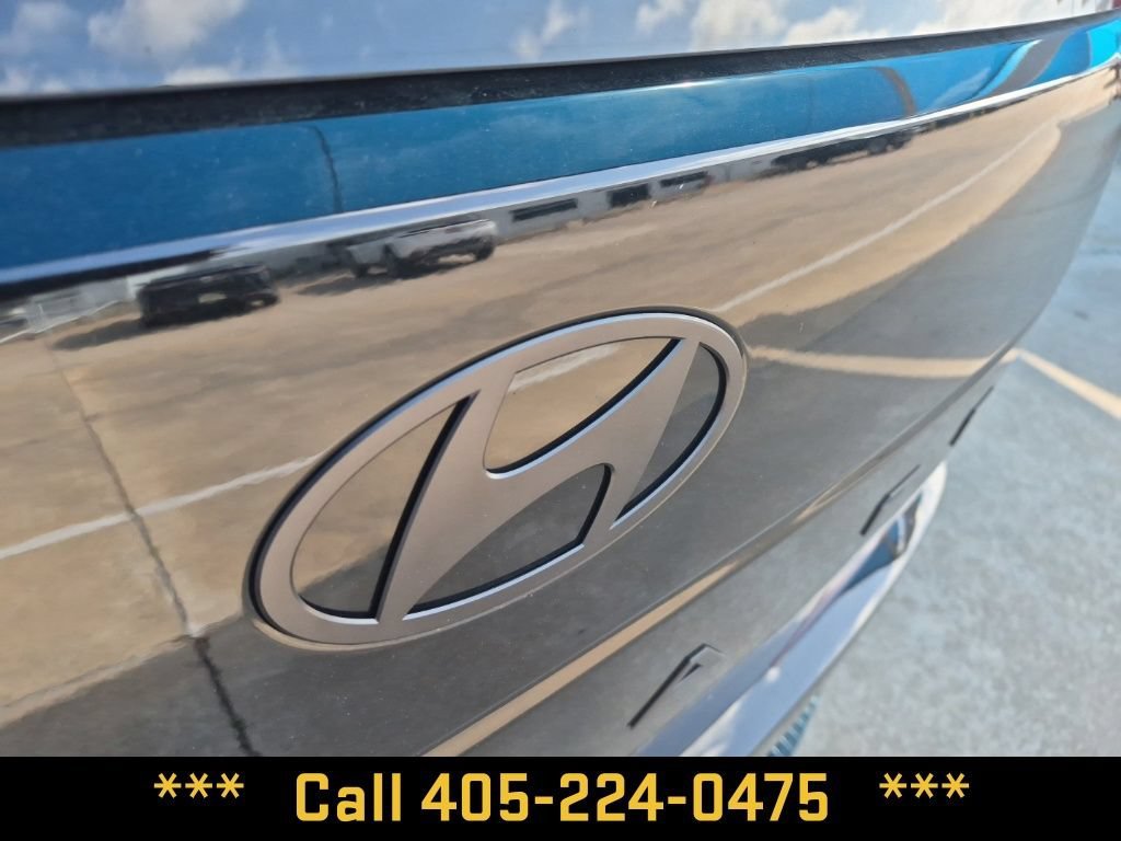 Used 2024 Black Hyundai Calligraphy image 11