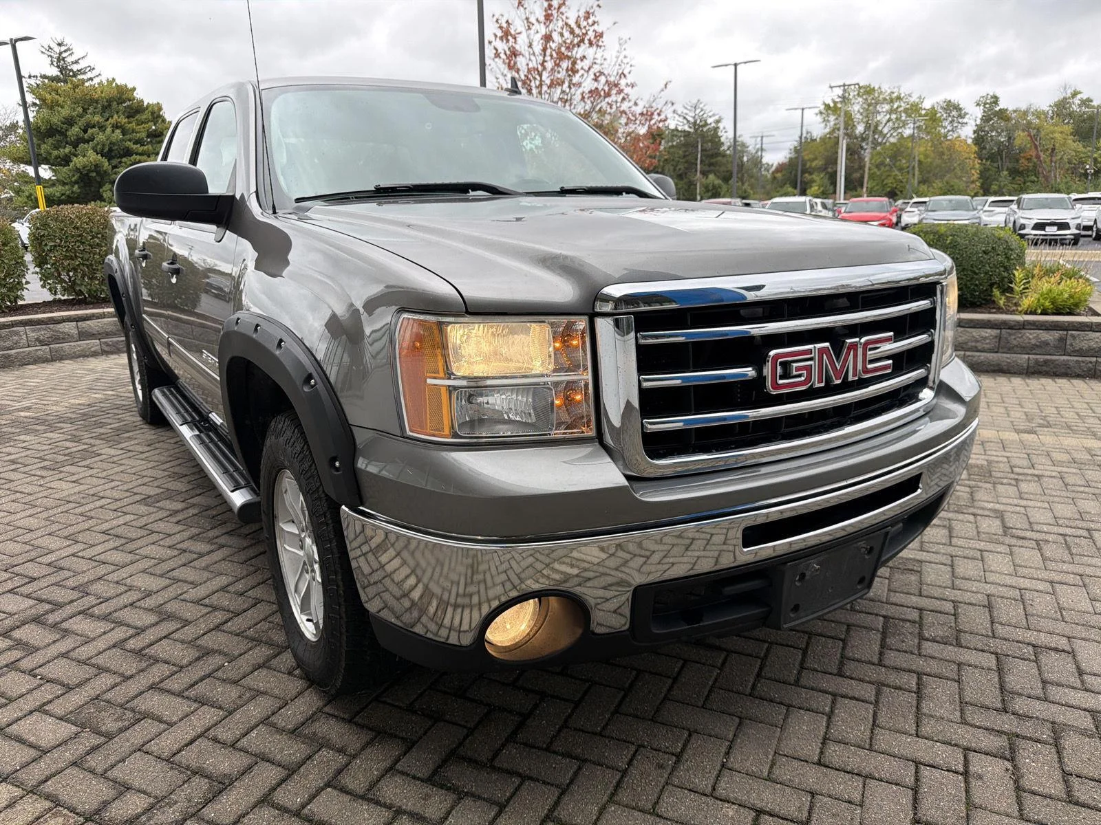 Used 2012 STEEL GRAY METALLIC GMC SLE image 7