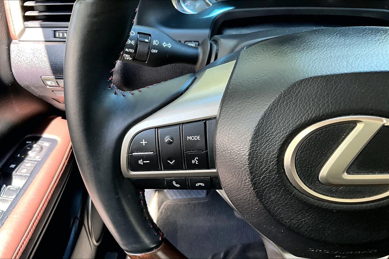 Used 2016 Silver Lining Metallic Lexus  image 22