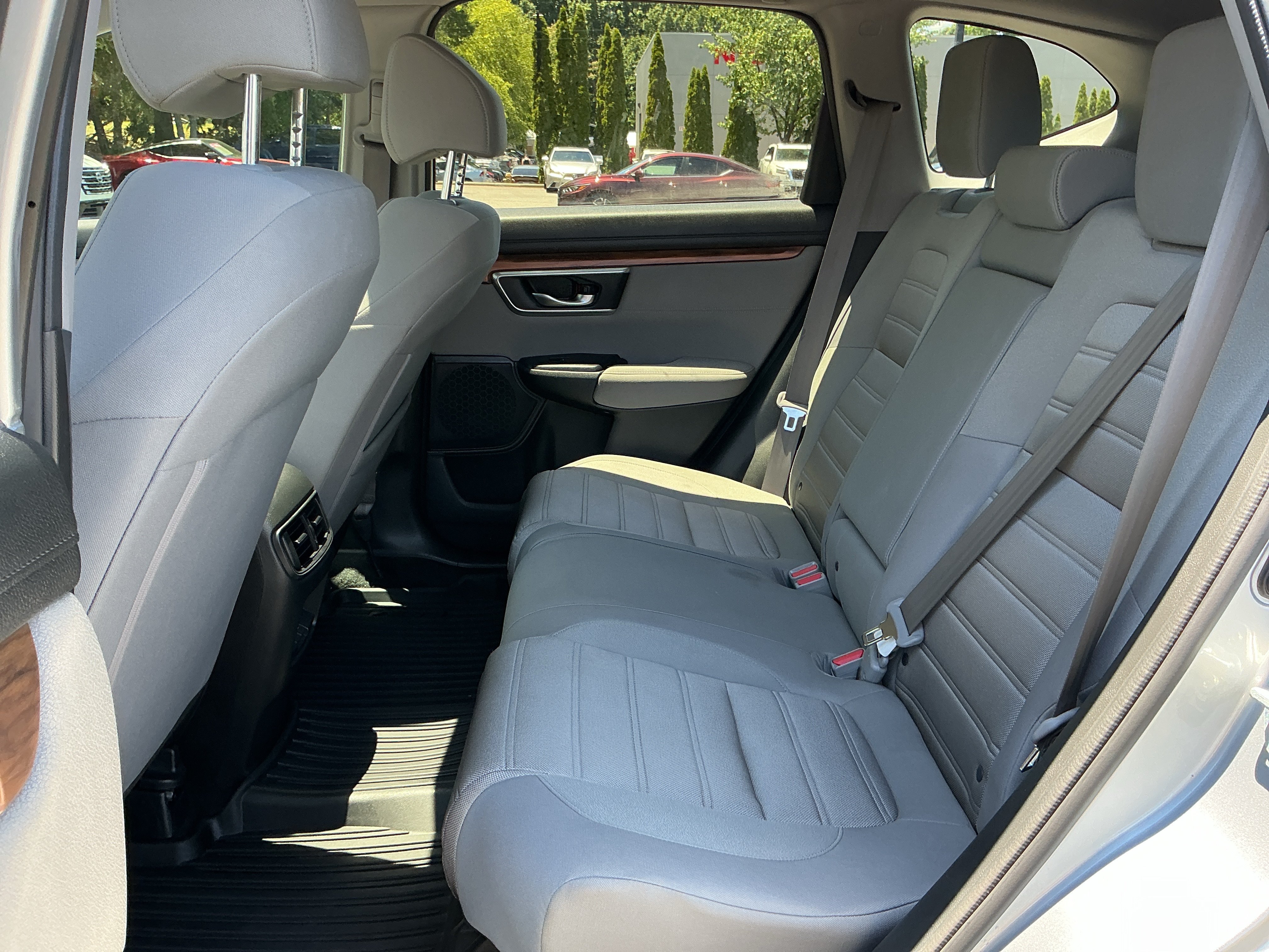 Used 2022 Silver Honda EX image 23