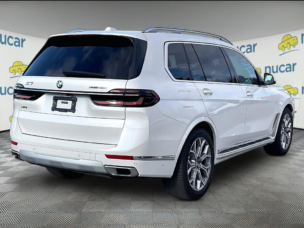 Used 2025 Alpine White BMW xDrive40i image 6